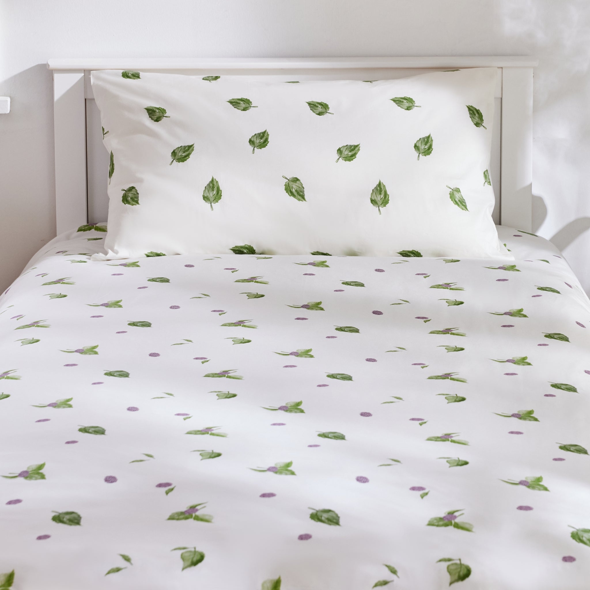 Silk Blended Bed Linen Set - Feuilles Vertes